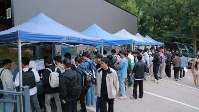 产业为基 人才为要 黄石以全链条服务激活就业 “一池春水”