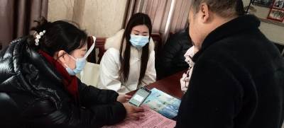 政务服务“追”着群众跑！武穴“巡回大厅”开进了村头