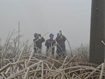 大寒中，他们用坚守传递暖意