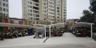 飞线充电隐患消！武穴这个社区三方议事，破解居民停车充电难题