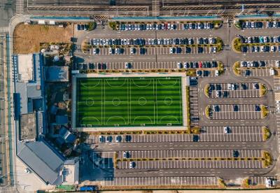 缓解停车难、行车堵，还带火了商业，杨泗港都市T台旁有了3座新停车场