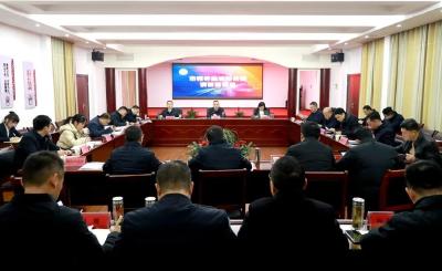 查俊到城投集团调研