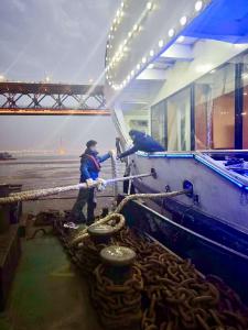 文明旅游“不打烊”，两江游览客流劲增七成