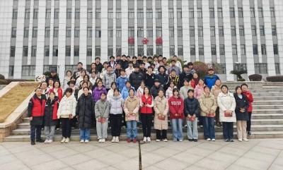 湖北省爱心助学志愿者协会武穴工作站圆满开展“暖冬助学”行动