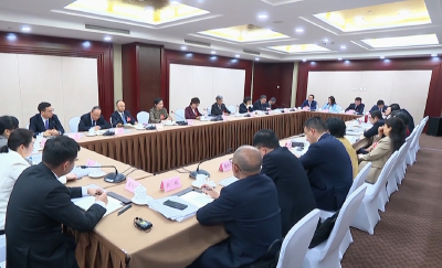 湖北代表团审议生态环境法典草案 铁凝王忠林李殿勋参加