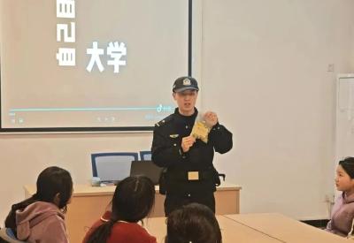 这场禁毒之旅，在孩子们心中播下“防毒”种子