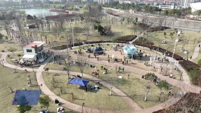 春和景明游人醉：武穴广济时光景区周末迎来踏青热潮