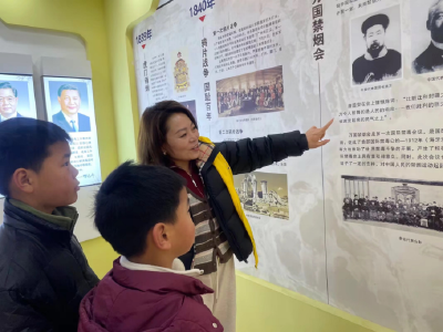 走到哪讲到哪！石佛寺镇禁毒宣传太接地气～