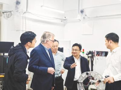 全国政协委员丁华锋：让机器人成为新质生产力的重要支撑