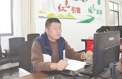 村民忘不了吴劲松：“他像我们的亲人，处处为我们着想”