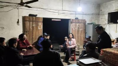 垸场灯火暖人心！武穴这个村的“围坐议事”太暖心了