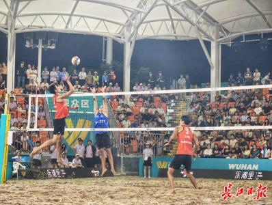 国际顶尖赛事与青山双向奔赴，世界沙排巡回赛为何四顾武汉
