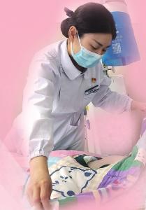 病房里的巧心思  破解“痛点”暖人心 ——记者探访宜昌市临床护理一线的“微创新”