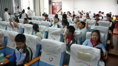 市总工会“六一”前夕走访慰问特殊教育学校