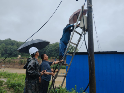 极速排涝护家园！田家镇街道全力迎战暴雨筑牢民生安全堤