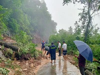 以“雨”为令，闻“汛”而动 各部门多措并举应对强降雨天气