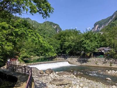 【文旅提能启新篇】柳荫下 春风里 兴山文武村柳林子迎来今年第一波烟火气