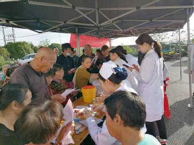 京山市雁门口镇：爱心义诊进乡村