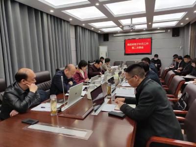 李莉丽主持召开县政府班子半月工作第二次例会