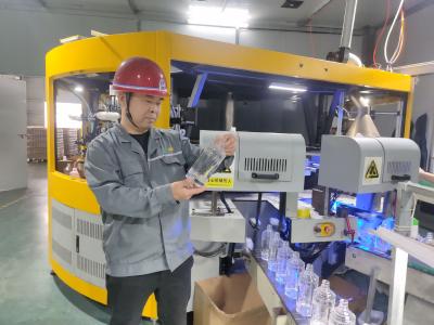 【展示模范风采 弘扬劳模精神】王平：精益求精铸匠心 一丝不苟做匠人