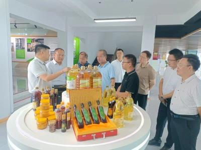 省财政厅调研产油大县奖励资金使用情况