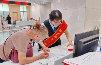 办的是事 暖的是心——荆门市政务服务中心“荆天办”让政务服务有速度更有温度