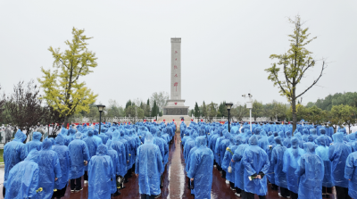 沙洋县举行2025年烈士纪念日活动  