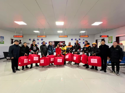 沙洋县总工会“冬送温暖”行动正式启动