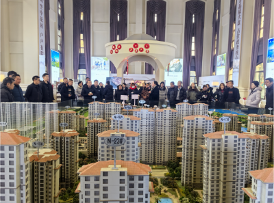 沙洋县一站式暖心看房 助力返乡市民安心安居