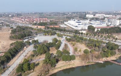 【洁家园·迎新年】扫尘洁园启新岁  沙洋城市公园焕新待客