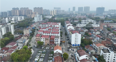 服务沉下去 民心暖起来