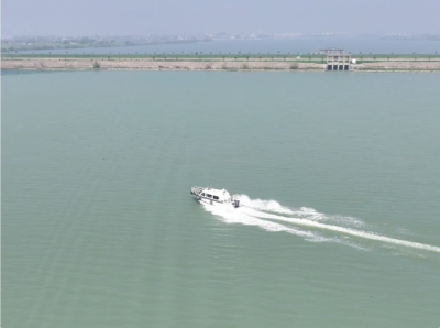 装备升级强执法 立体防控守碧水