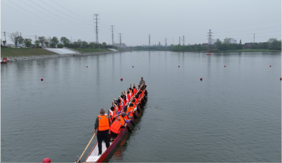 鼓点催征劈波去 沙洋龙舟队太乙湖集训备战省级大赛