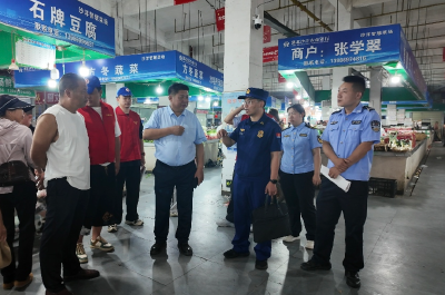  沙洋镇：排查市场安全隐患 守护群众“菜篮子”安全