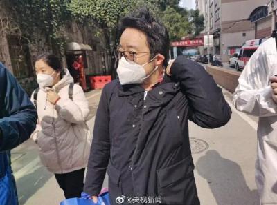 好消息！武汉协和医院首批3名被感染医护人员出院