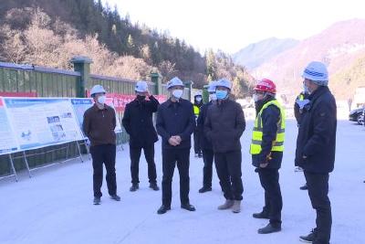 杨卫华到我县检查道路交通安全生产工作