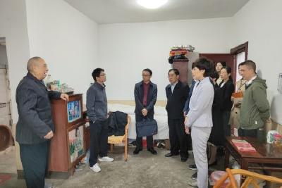 县政协专题调研城区适老化社区和住房建设改造