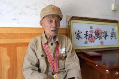 老兵回忆烽火岁月 后世永记抗美援朝
