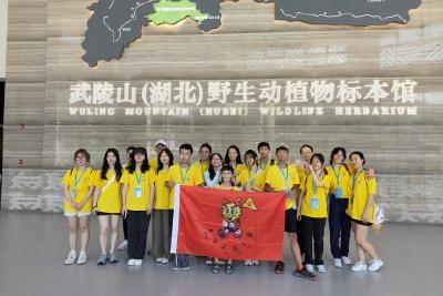 18名德国华侨学生走进五峰 开展“中国寻根之旅”夏令营活动