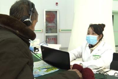 县残联：辅具适配精准化 “零距离”服务残疾人