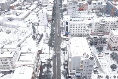 低温雨雪冰冻天气来临 我县积极应对保安全