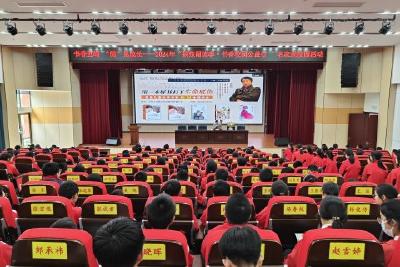 与作家对话 与阅读同行 2024年“荆楚阅读季·书香校园公益行”走进五峰