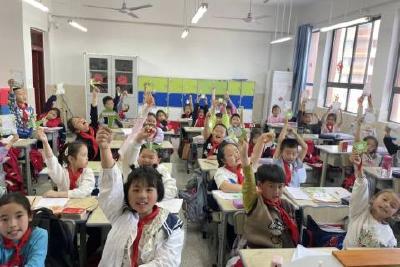 湖北师范大学附属渔洋关小学：“玩转”缤纷社团 点燃“思维”火花