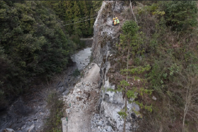 我县公路沿线地灾防治全力推进