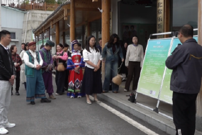 西陵区来我县考察民族团结进步工作