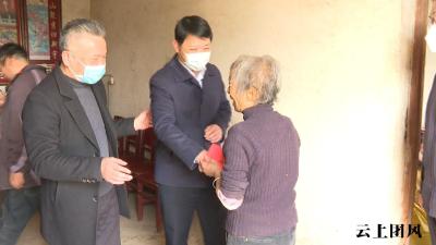 胡凯到基层宣讲二十大 走访慰问送温暖 