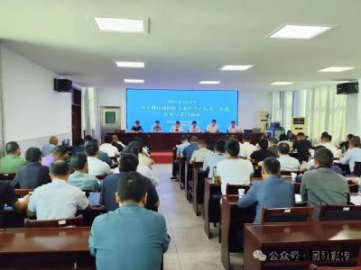 全市“油菜机收减损促大面积单产提升”农机作业示范现场观摩培训会在我县举行