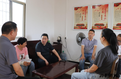 县财政局深入平安建设联系点调研督导综治工作