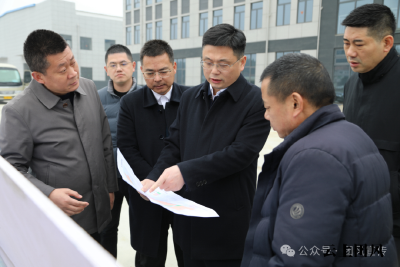 县委书记刘君峰调研一季度项目建设情况