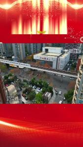 土家风情歌舞“燃爆”江城，《一支山歌飞出岩》亮相第五届湖北艺术节，参与角逐楚天文华奖。